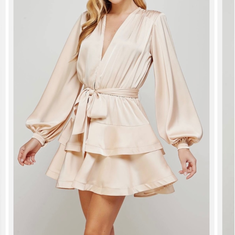 New beautiful champagne mini dress